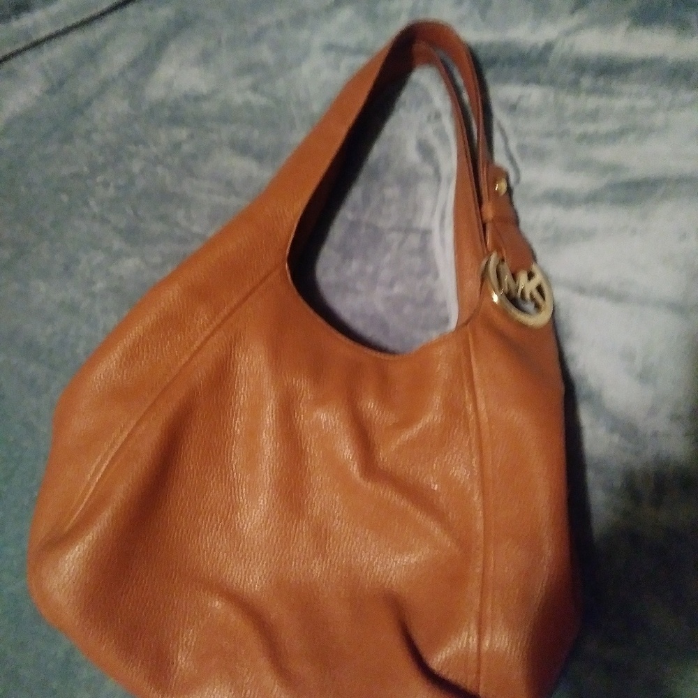 Michael Kors Beige Leather purse